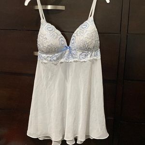 LÍNEA DONATELLA INTIMATE SLEEPWERE MEDIUM SIZE WHITE / BLUE COLOR